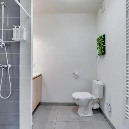 ô Bon Vivre - Vidéo-projecteur, Wifi, Netflix Inclut, Terrasse Appartement *